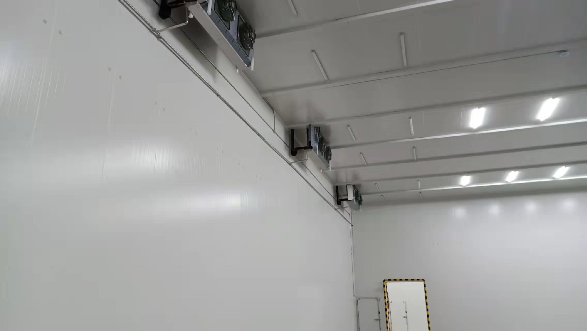 建設1100㎡醫(yī)院冷藏庫安裝費用價格是多少？