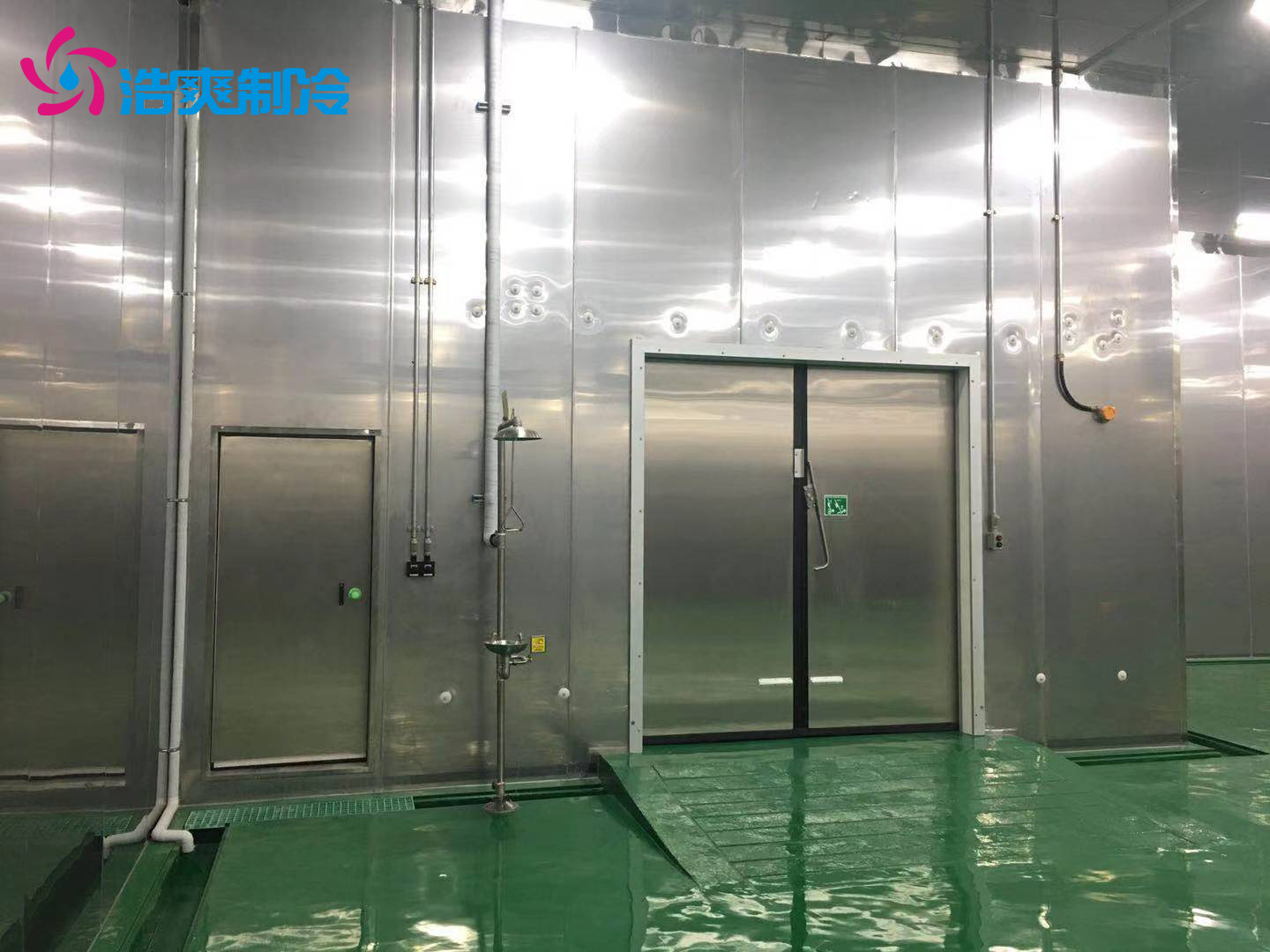 存儲(chǔ)易爆炸物品的低溫倉(cāng)庫(kù)